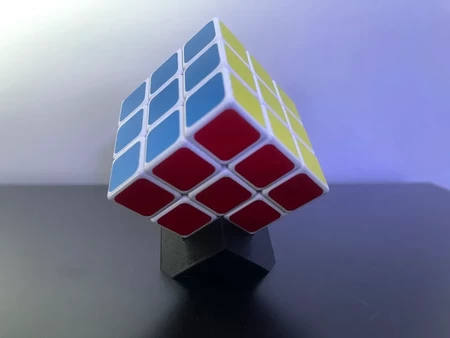 Modelo 3d de Rubiks cube stand para impresoras 3d