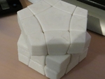 Modelo 3d de Pentaprisma con curvas de puzzle para impresoras 3d