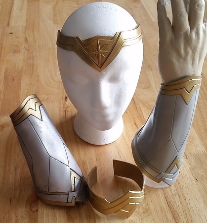  Wonder woman bracer set  3d model for 3d printers