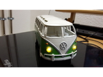 Modelo 3d de Volkswagen bus de la década de 1970 con la luz para impresoras 3d