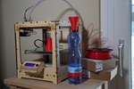 Modelo 3d de Botella de plástico de riego puede para impresoras 3d