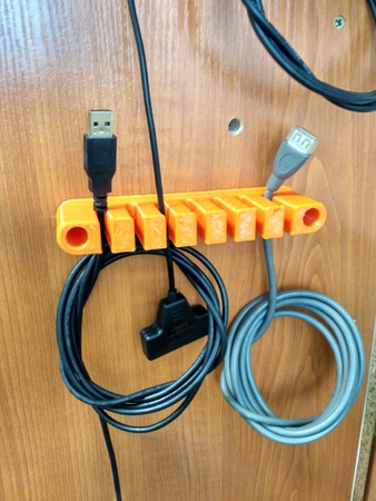 USB wire wall rack