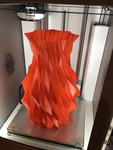 Modelo 3d de Piña jarrón de tulipanes para impresoras 3d