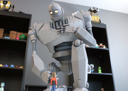 Massive Iron Giant and Hogarth