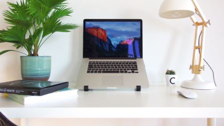 The geometric stand for MacBook Pro Retina