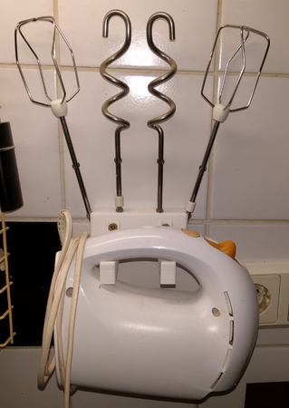 Hand mixer wall holder/hanger