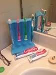 Modelo 3d de Titular de cepillo de dientes de persona 4 para impresoras 3d
