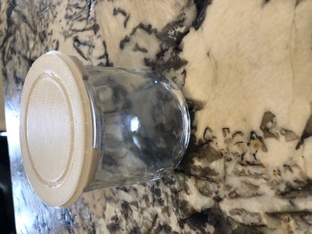  Oui yogurt jar snap-on lid.  3d model for 3d printers