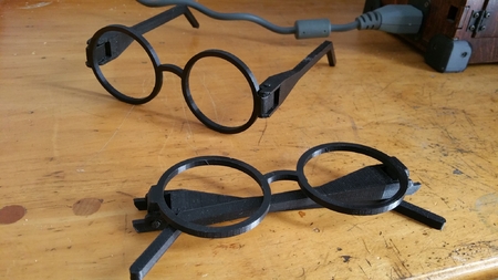 Scalable Harry Potter Glasses (with hinges)