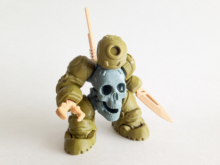 SkullBot 001 - a través de 3DKToys