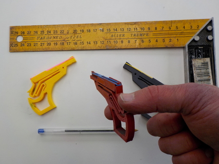 Modelo 3d de Banda de goma de la pistola para impresoras 3d