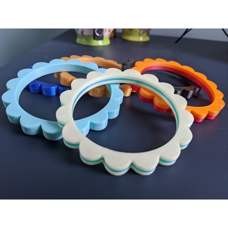 Modelo 3d de Grueso brazalete para impresoras 3d