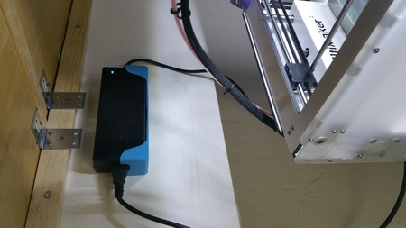 A better UM2 Power Supply Holder