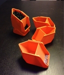 Modelo 3d de Caja apilable sistema de tornillos y tuercas para impresoras 3d