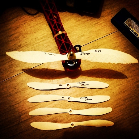  10x4.7 propeller for multicopters  3d model for 3d printers