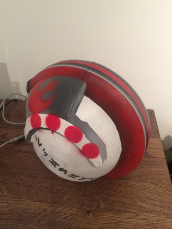 Rebelde x-wing pilot casco