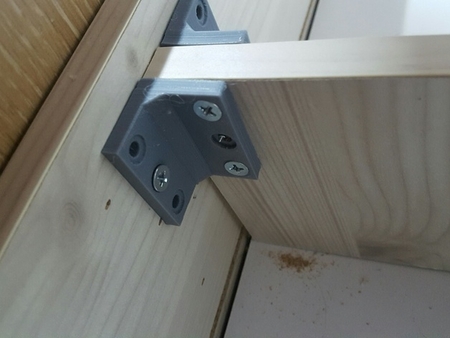 Angle bracket