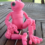 Modelo 3d de Froggy: el impreso en 3d bola articulado de la rana de la muñeca para impresoras 3d