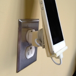 Modelo 3d de El iphone 5 de la toma de corriente de pared dock para impresoras 3d