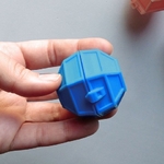 Modelo 3d de Pequeña caja con bisagra para impresoras 3d