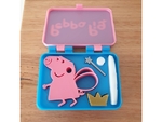 Modelo 3d de Peppa pig en un cuadro de para impresoras 3d