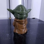 Modelo 3d de Mini yoda multicolor remix para impresoras 3d