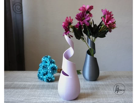 Modelo 3d de Florero giroid para impresoras 3d