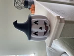 Modelo 3d de Candelabro de halloween jack o lantern con sombrero para vela de 3 mechas para impresoras 3d