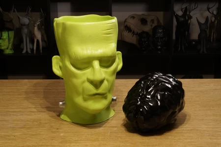 Modelo 3d de El monstruo de frankenstein con cerebro extraíble  para impresoras 3d